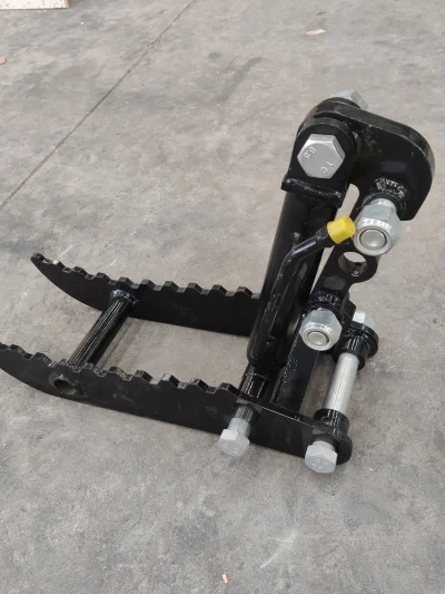 TYPHON Attachments Hydraulic Thumb Clip Attachment for Mini Excavators USA