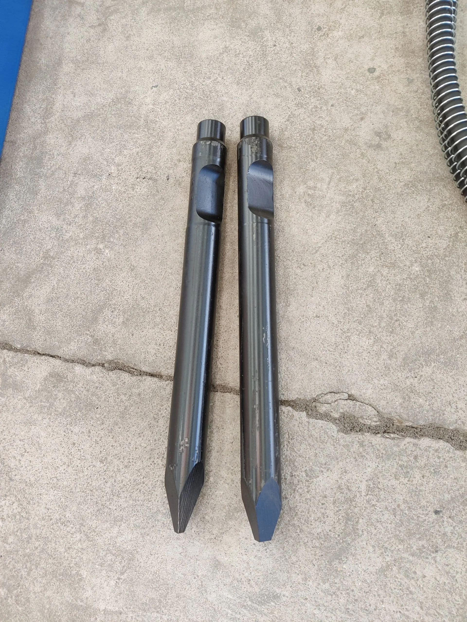 TYPHON Attachments Hydraulic Break Hammer Attachment for Mini Digger USA - Image 3