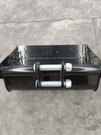 500mm Plain Mud Bucket Attachment for TYPHON Mini Excavators USA