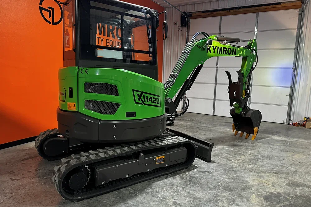 KYMRON® XH42D Pro Series Excavator with Thumb + Cab w/ AC & Radio - Image 10